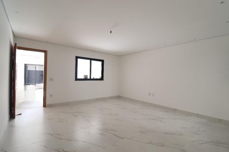 Casa à venda com 199m², 4 quartos e 3 vagas