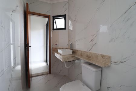 Casa à venda com 199m², 4 quartos e 3 vagasBanheiro Quarto 1 suíte