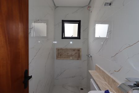 Casa à venda com 200m², 4 quartos e 4 vagasBanheiro Social