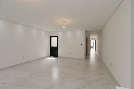 Casa à venda com 200m², 4 quartos e 4 vagasCozinha