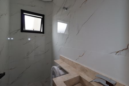 Casa à venda com 200m², 4 quartos e 4 vagasLavabo