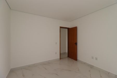Casa à venda com 200m², 4 quartos e 4 vagasQuarto 2