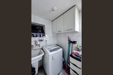 Casa à venda com 230m², 3 quartos e 6 vagas Casa à venda com 230m², 3 quartos e 6 vagasÁrea de Serviço