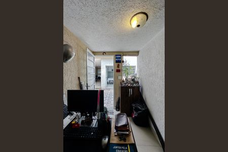 Casa à venda com 230m², 3 quartos e 6 vagas Casa à venda com 230m², 3 quartos e 6 vagasEscritório