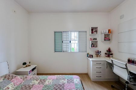 Casa à venda com 230m², 3 quartos e 6 vagas Casa à venda com 230m², 3 quartos e 6 vagasQuarto 2