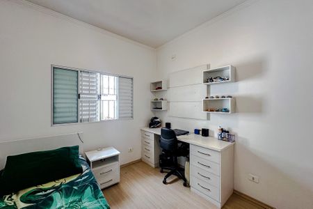 Casa à venda com 230m², 3 quartos e 6 vagas Casa à venda com 230m², 3 quartos e 6 vagasQuarto 3