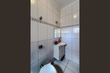 Casa à venda com 230m², 3 quartos e 6 vagas Casa à venda com 230m², 3 quartos e 6 vagasBanheiro