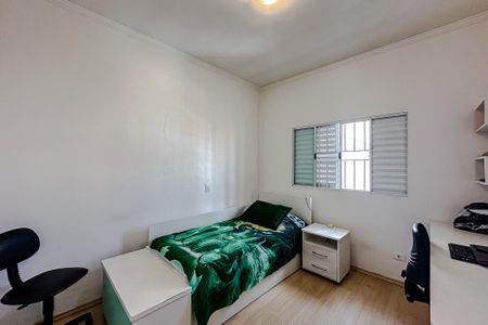 Casa à venda com 230m², 3 quartos e 6 vagas Casa à venda com 230m², 3 quartos e 6 vagasQuarto 3