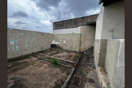 Casa para alugar com 216m², 3 quartos e 2 vagas Casa para alugar com 216m², 3 quartos e 2 vagasQuintal