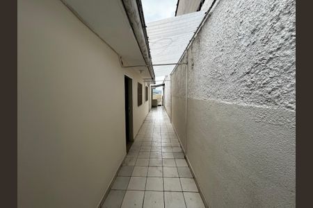 Casa para alugar com 216m², 3 quartos e 2 vagas Casa para alugar com 216m², 3 quartos e 2 vagasCorredor