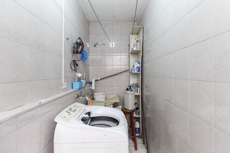 Casa à venda com 300m², 3 quartos e 3 vagas Casa à venda com 300m², 3 quartos e 3 vagasÁrea de Serviço Cozinha Casa 3