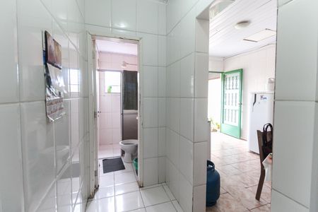 Casa à venda com 300m², 3 quartos e 3 vagas Casa à venda com 300m², 3 quartos e 3 vagasBanheiro Casa 2