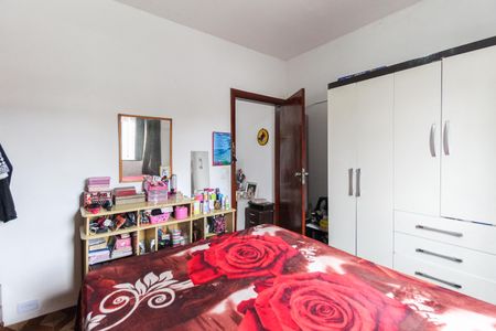 Casa à venda com 300m², 3 quartos e 3 vagas Casa à venda com 300m², 3 quartos e 3 vagasQuarto Casa 3