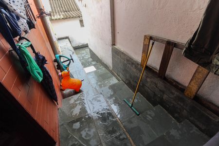 Casa à venda com 300m², 3 quartos e 3 vagas Casa à venda com 300m², 3 quartos e 3 vagasCorredor Externo Casa 3