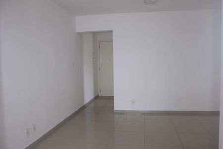 Apartamento para alugar com 72m², 3 quartos e 1 vagaSala
