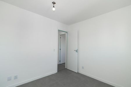 Quarto de apartamento para alugar com 2 quartos, 60m² em Jardim Sabará, Porto Alegre