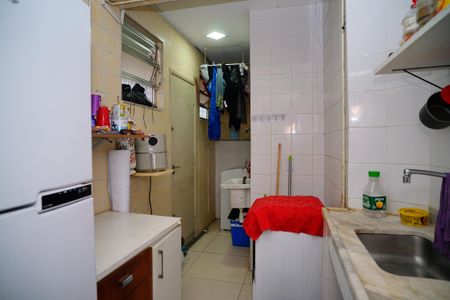 Apartamento à venda com 52m², 1 quarto e sem vaga Apartamento à venda com 52m², 1 quarto e sem vagaCozinha