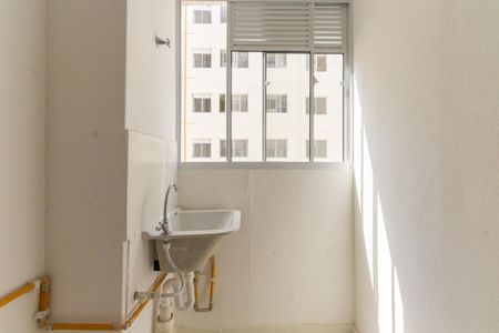 Apartamento para alugar com 43m², 2 quartos e sem vaga Apartamento para alugar com 43m², 2 quartos e sem vagaCozinha e Área de Serviço