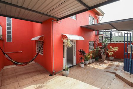 Casa à venda com 350m², 4 quartos e 3 vagas Casa à venda com 350m², 4 quartos e 3 vagasGaragem