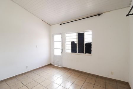 Casa à venda com 350m², 4 quartos e 3 vagas Casa à venda com 350m², 4 quartos e 3 vagasSala 2