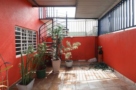 Casa à venda com 350m², 4 quartos e 3 vagas Casa à venda com 350m², 4 quartos e 3 vagasGaragem