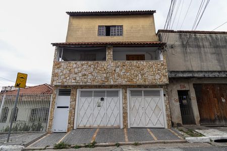 Casa à venda com 135m², 5 quartos e 2 vagas