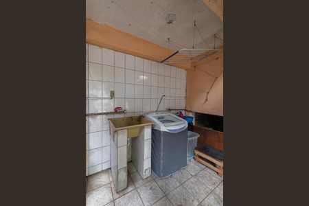 Casa à venda com 135m², 5 quartos e 2 vagas Casa à venda com 135m², 5 quartos e 2 vagasCasa 1 - Área de Serviço