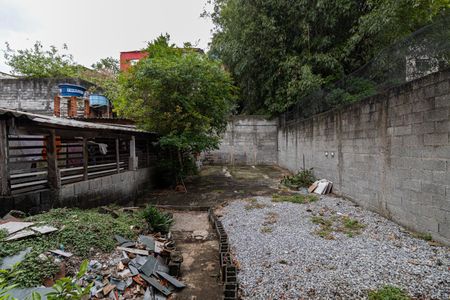 Casa à venda com 135m², 5 quartos e 2 vagas Casa à venda com 135m², 5 quartos e 2 vagasCasa 1 - Quintal