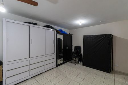 Casa à venda com 135m², 5 quartos e 2 vagas Casa à venda com 135m², 5 quartos e 2 vagasCasa 1 - Quarto 2