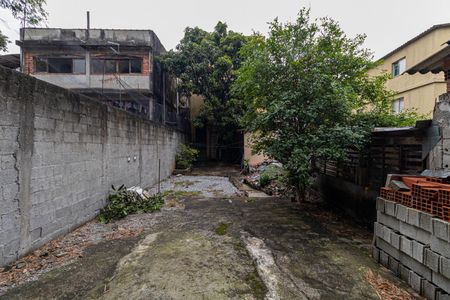 Casa à venda com 135m², 5 quartos e 2 vagas Casa à venda com 135m², 5 quartos e 2 vagasCasa 1 - Quintal