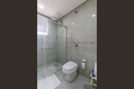 Casa à venda com 135m², 5 quartos e 2 vagas Casa à venda com 135m², 5 quartos e 2 vagasCasa 3 - Banheiro Suíte