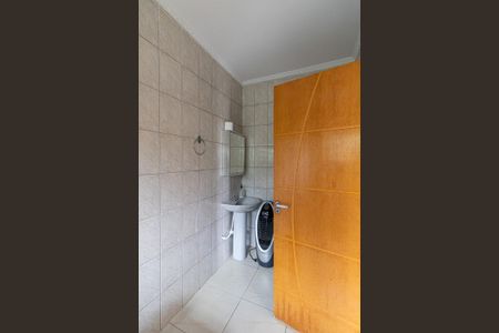 Casa à venda com 135m², 5 quartos e 2 vagas Casa à venda com 135m², 5 quartos e 2 vagasCasa 2 - Banheiro Suíte