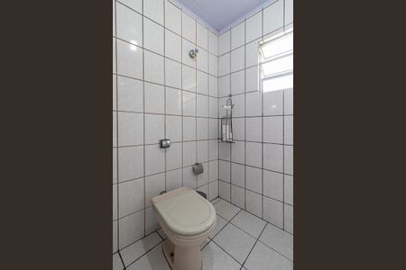 Casa à venda com 135m², 5 quartos e 2 vagas Casa à venda com 135m², 5 quartos e 2 vagasCasa 1 - Banheiro