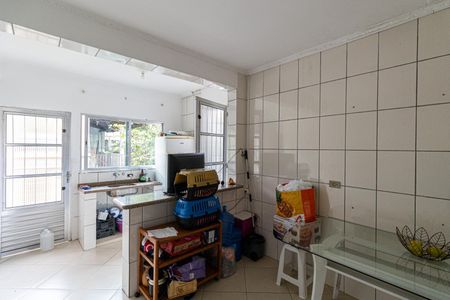 Casa à venda com 135m², 5 quartos e 2 vagas Casa à venda com 135m², 5 quartos e 2 vagasCasa 2 - Cozinha