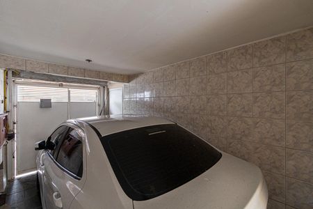 Casa à venda com 135m², 5 quartos e 2 vagas Casa à venda com 135m², 5 quartos e 2 vagasCasa 1 - Garagem