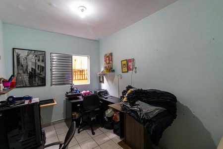 Casa à venda com 135m², 5 quartos e 2 vagas Casa à venda com 135m², 5 quartos e 2 vagasCasa 1 - Quarto 1