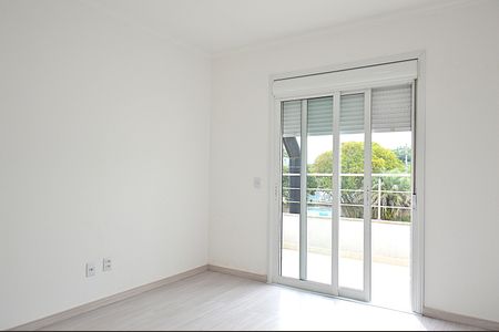 Casa à venda com 220m², 3 quartos e 2 vagasSuíte 1