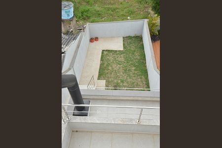 Casa à venda com 220m², 3 quartos e 2 vagasQuintal