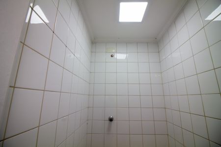 Apartamento para alugar com 60m², 2 quartos e 1 vaga Apartamento para alugar com 60m², 2 quartos e 1 vagaBanheiro de Serviço