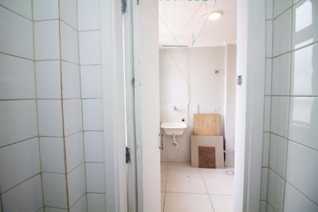 Apartamento para alugar com 60m², 2 quartos e 1 vaga Apartamento para alugar com 60m², 2 quartos e 1 vagaBanheiro de Serviço
