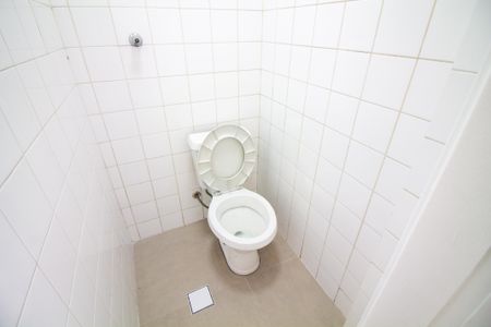 Apartamento para alugar com 60m², 2 quartos e 1 vaga Apartamento para alugar com 60m², 2 quartos e 1 vagaBanheiro de Serviço