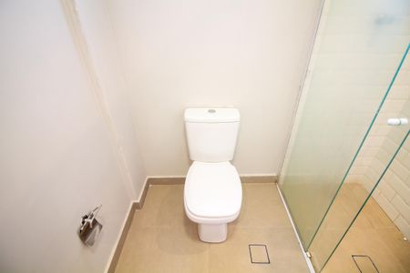 Apartamento para alugar com 60m², 2 quartos e 1 vaga Apartamento para alugar com 60m², 2 quartos e 1 vagaBanheiro