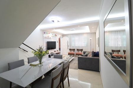 Casa à venda com 3 quartos, 140m² em Vila Constança, São Paulo