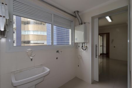 Apartamento à venda com 124m², 3 quartos e 3 vagasÁrea de Serviço