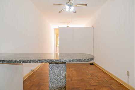 Studio à venda com 55m², 1 quarto e 1 vagaSala