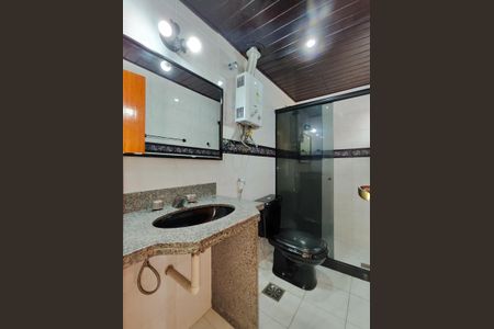 Apartamento à venda com 65m², 2 quartos e 1 vaga Apartamento à venda com 65m², 2 quartos e 1 vagaBanheiro Corredor