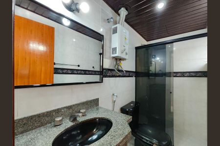 Apartamento à venda com 65m², 2 quartos e 1 vaga Apartamento à venda com 65m², 2 quartos e 1 vagaBanheiro Corredor