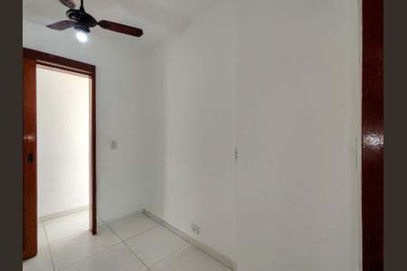 Apartamento à venda com 65m², 2 quartos e 1 vaga Apartamento à venda com 65m², 2 quartos e 1 vagaQuarto de Serviço