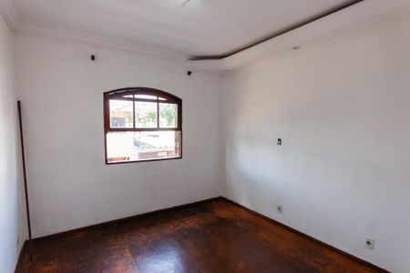 Casa à venda com 108m², 3 quartos e 1 vagaQuarto