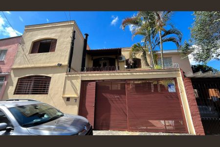 Casa à venda com 125m², 2 quartos e 2 vagasFachada
